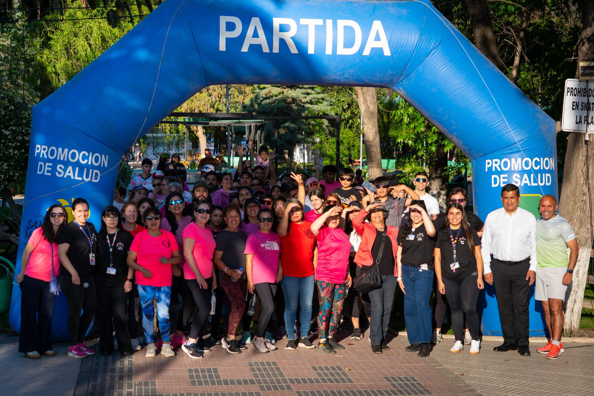 Con masiva convocatoria e inédita jornada deportiva y comunitaria, Santa María conmemoró el Mes de la Concientización sobre el Cáncer de Mama
