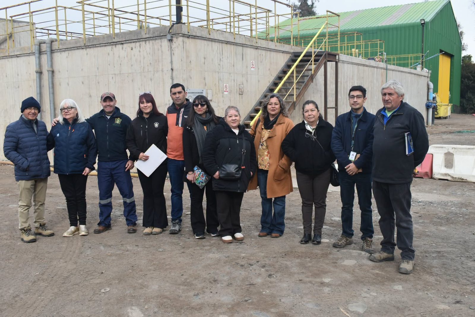Dirigentes de Santa Filomena realizan gira técnica a planta de tratamiento de aguas residuales en Panquehue