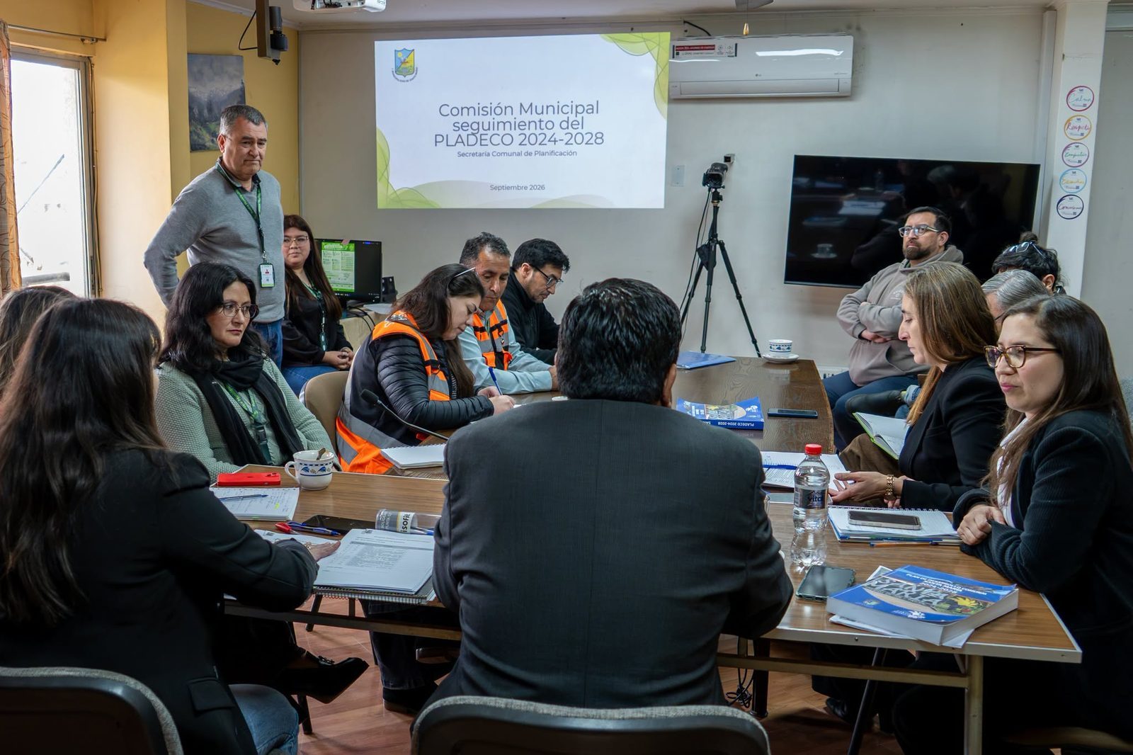 Municipalidad de Santa Maria constituye comisión para el seguimiento estratégico del PLADECO 2024-2026